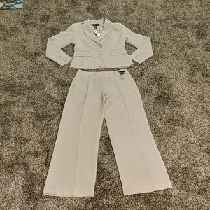 Women's Suit